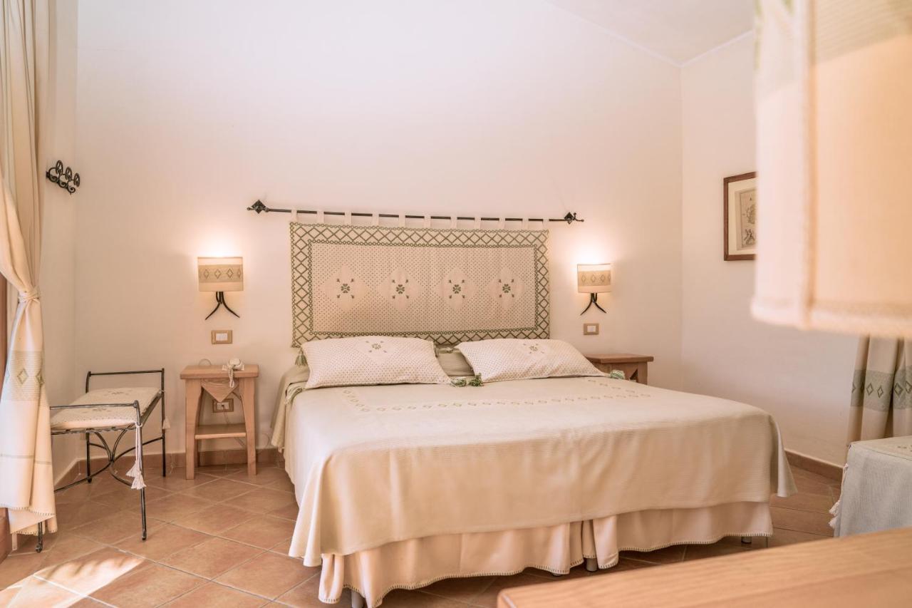 Hotel Aldiola Country Resort Sant'Antonio di Gallura Eksteriør bilde