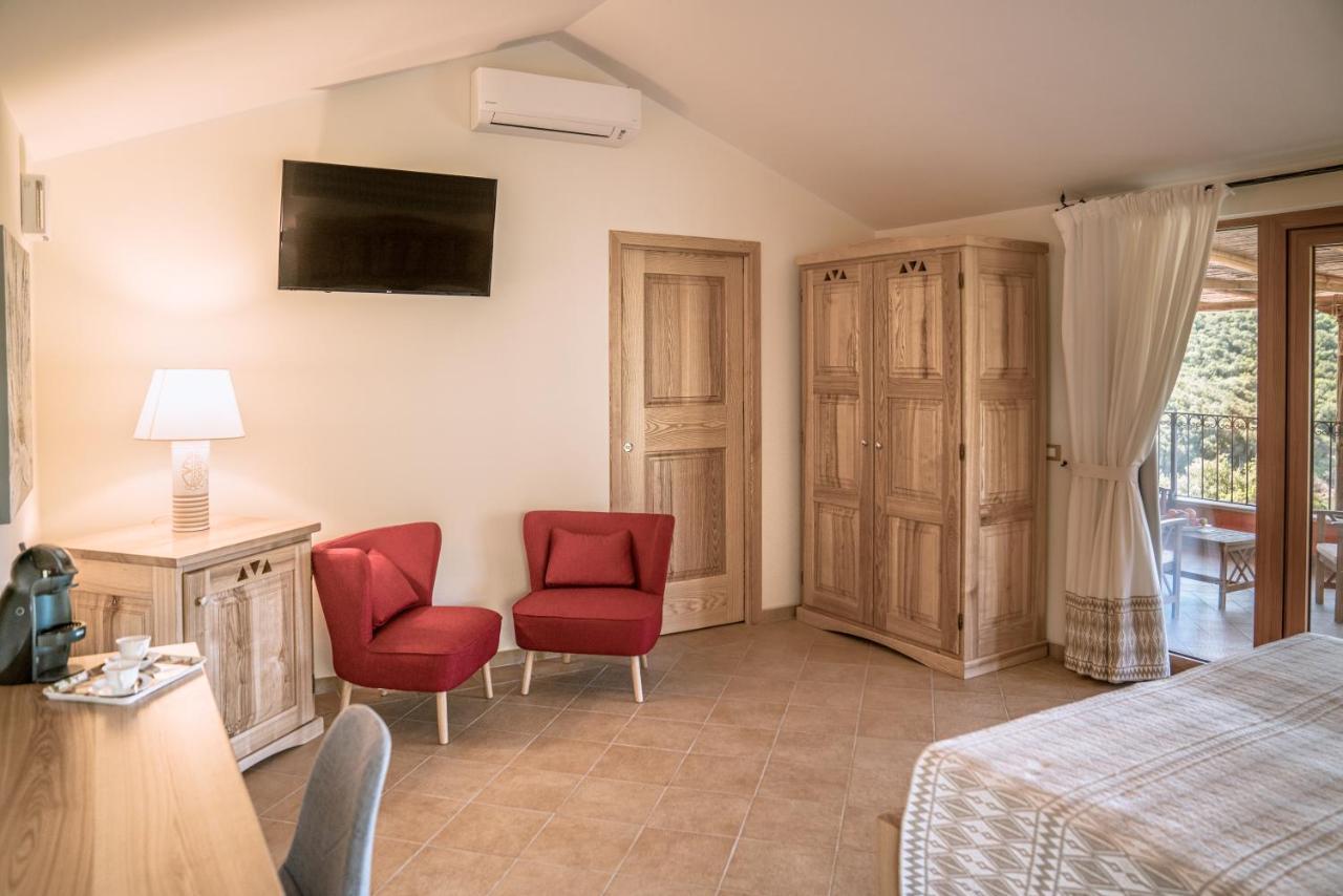 Hotel Aldiola Country Resort Sant'Antonio di Gallura Eksteriør bilde